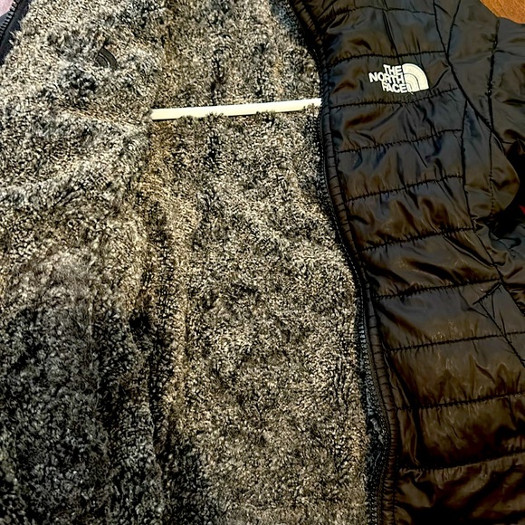 North face jacket with soft fleece lining - Picture 3 of 5